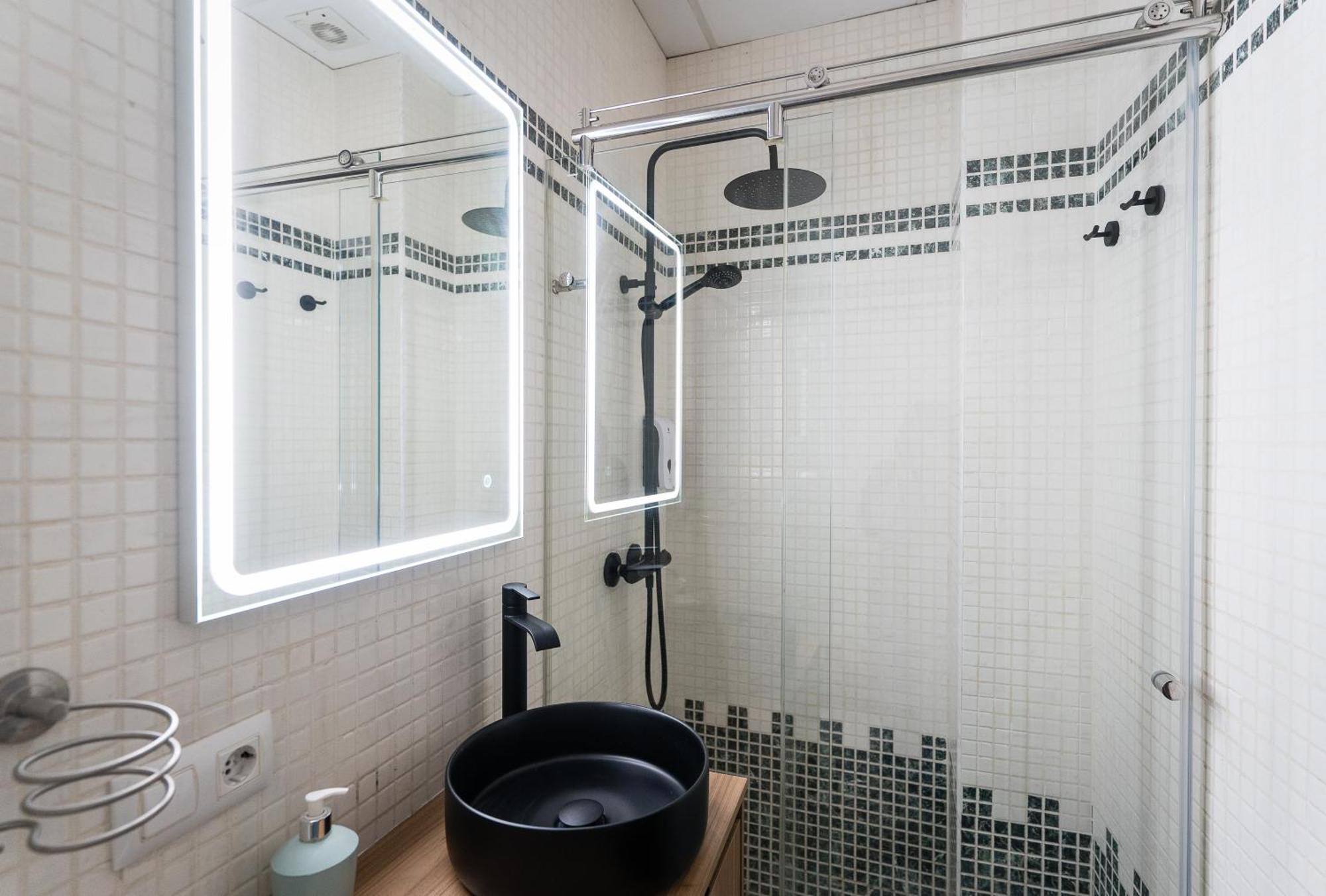 סביליה Apartamento Triana Deluxe Con Patio Privado מראה חיצוני תמונה