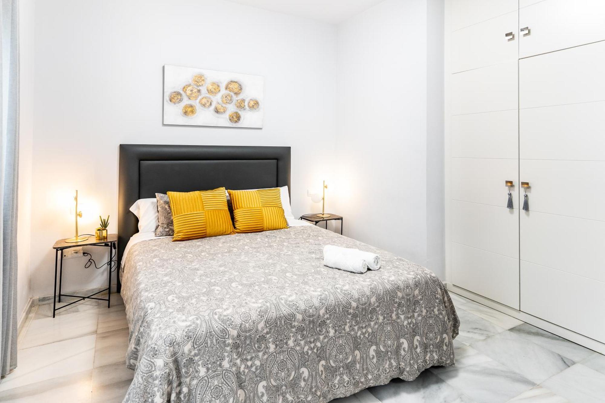 סביליה Apartamento Triana Deluxe Con Patio Privado מראה חיצוני תמונה